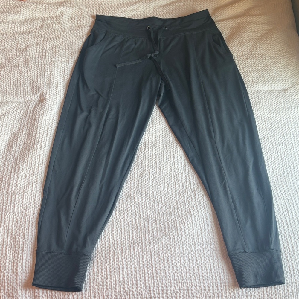 Marika Women’s Dark Gray Jogger Pants